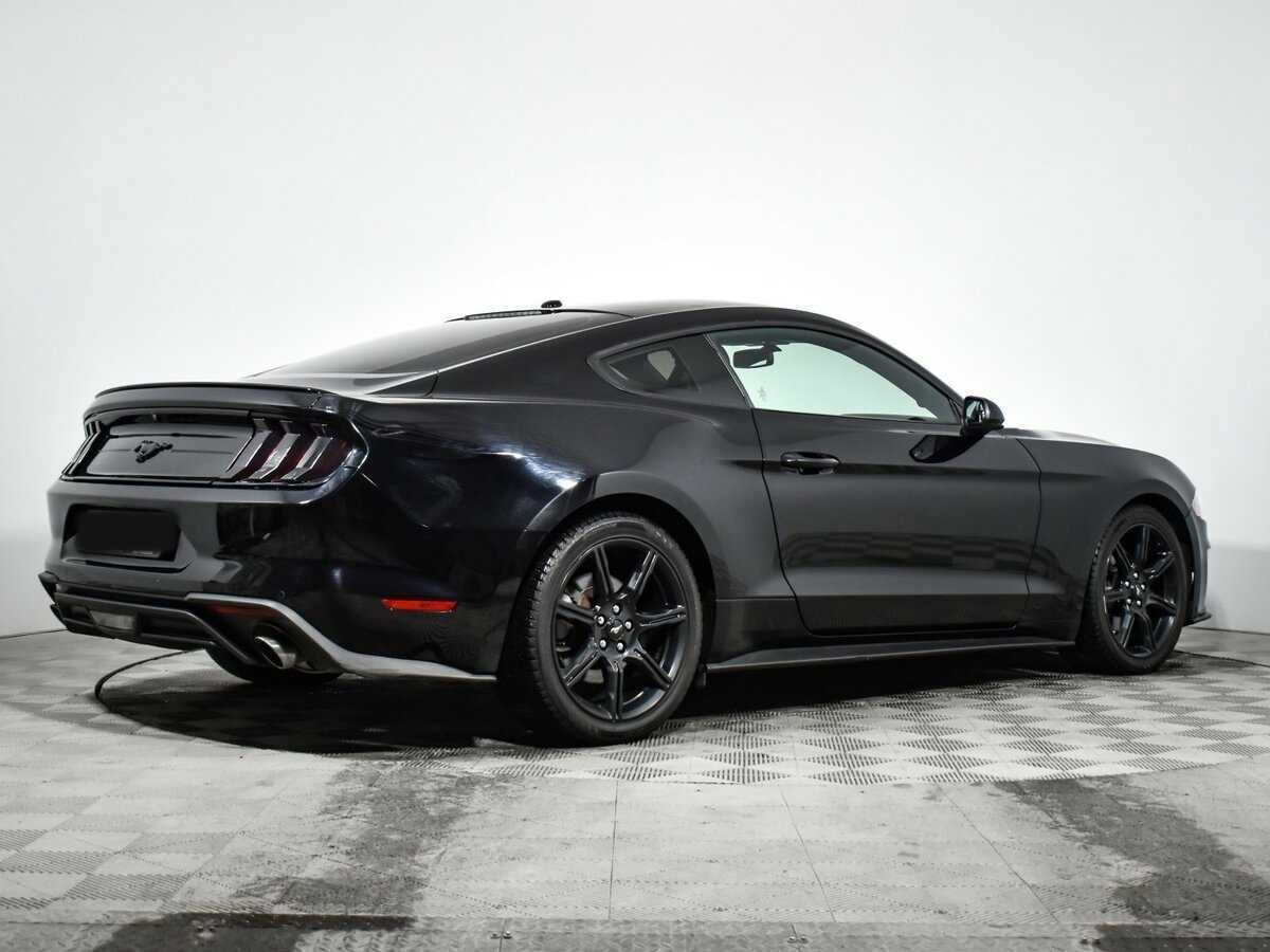 Ford Mustang с пробегом — 2019 год. Фото: #3