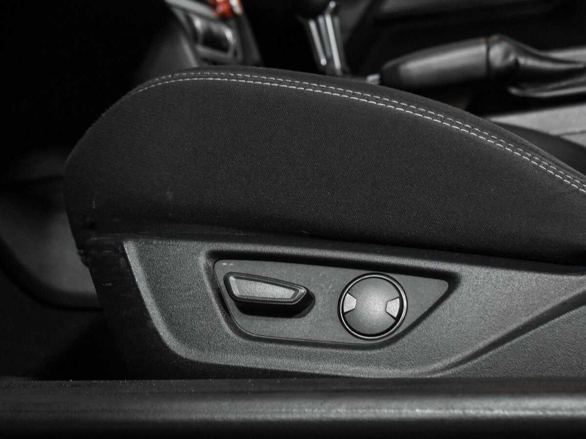 Ford Mustang с пробегом — 2019 год. Фото: #7