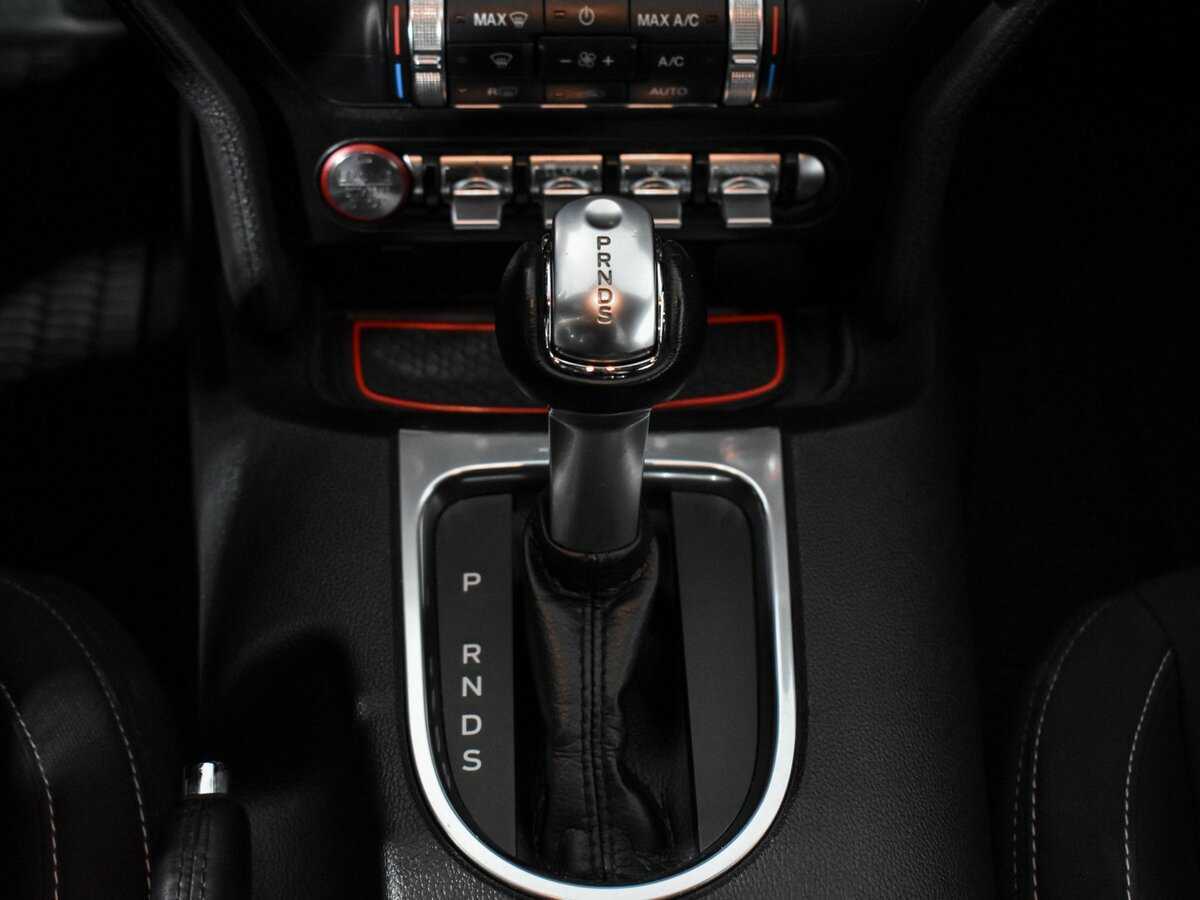 Ford Mustang с пробегом — 2019 год. Фото: #8