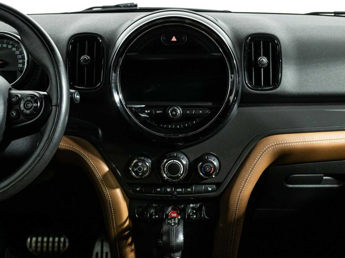 Mini Countryman с пробегом — 2017 год. Фото: #13