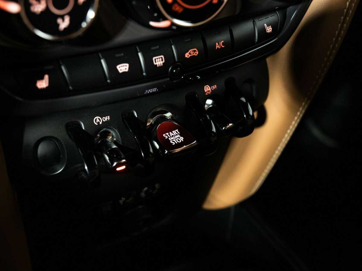 Mini Countryman с пробегом — 2017 год. Фото: #18