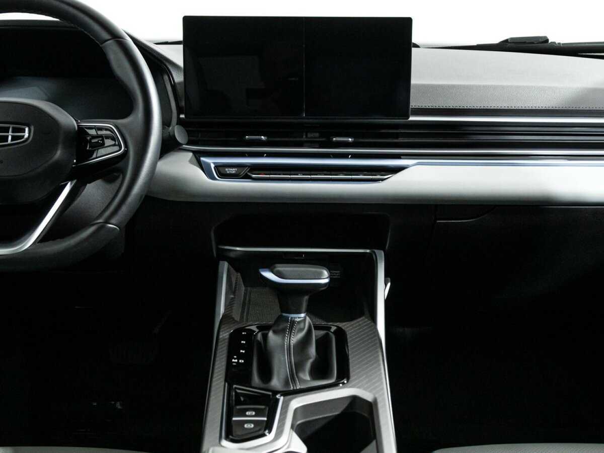 Geely Emgrand с пробегом — 2023 год. Фото: #13