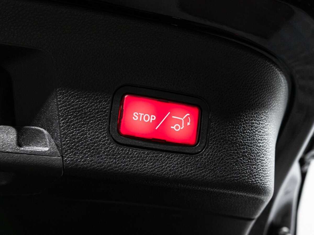 Mercedes-Benz GLE Coupe с пробегом — 2016 год. Фото: #15