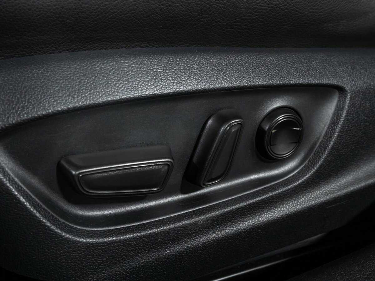 Toyota Camry с пробегом — 2021 год. Фото: #14