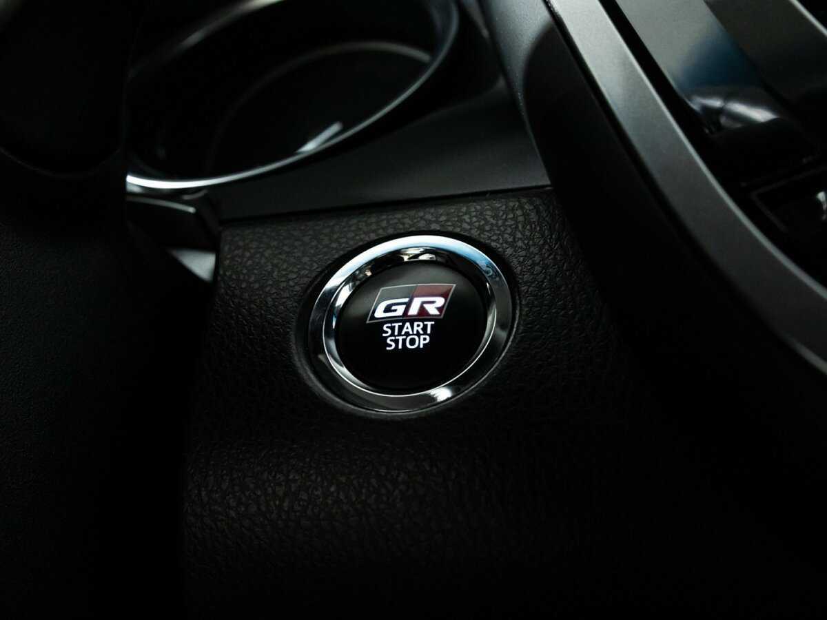 Toyota Camry с пробегом — 2021 год. Фото: #20