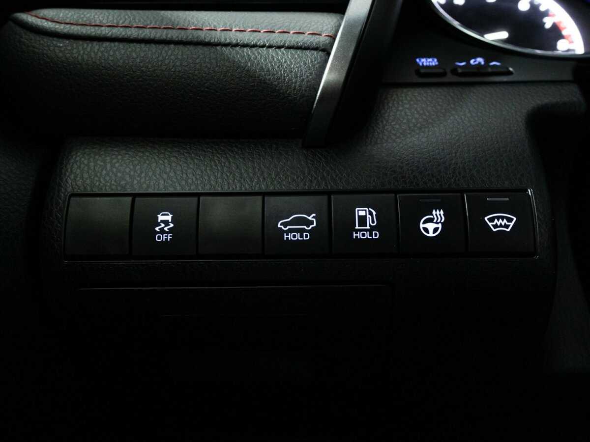 Toyota Camry с пробегом — 2021 год. Фото: #21