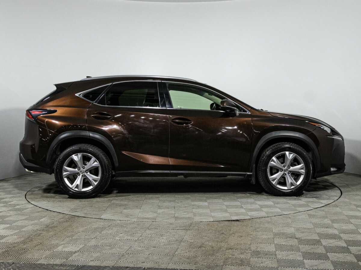Lexus NX с пробегом — 2015 год. Фото: #3