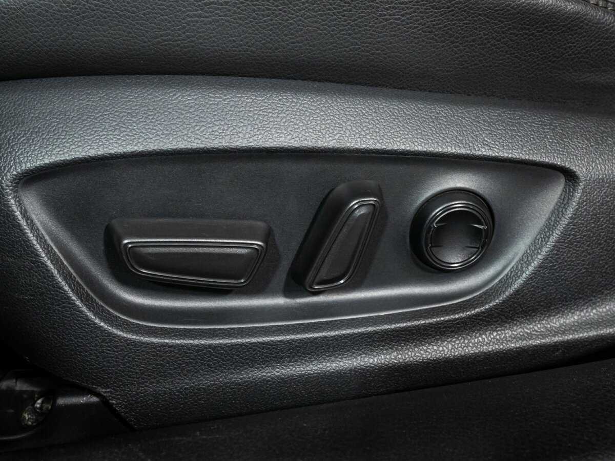 Toyota Camry с пробегом — 2020 год. Фото: #18