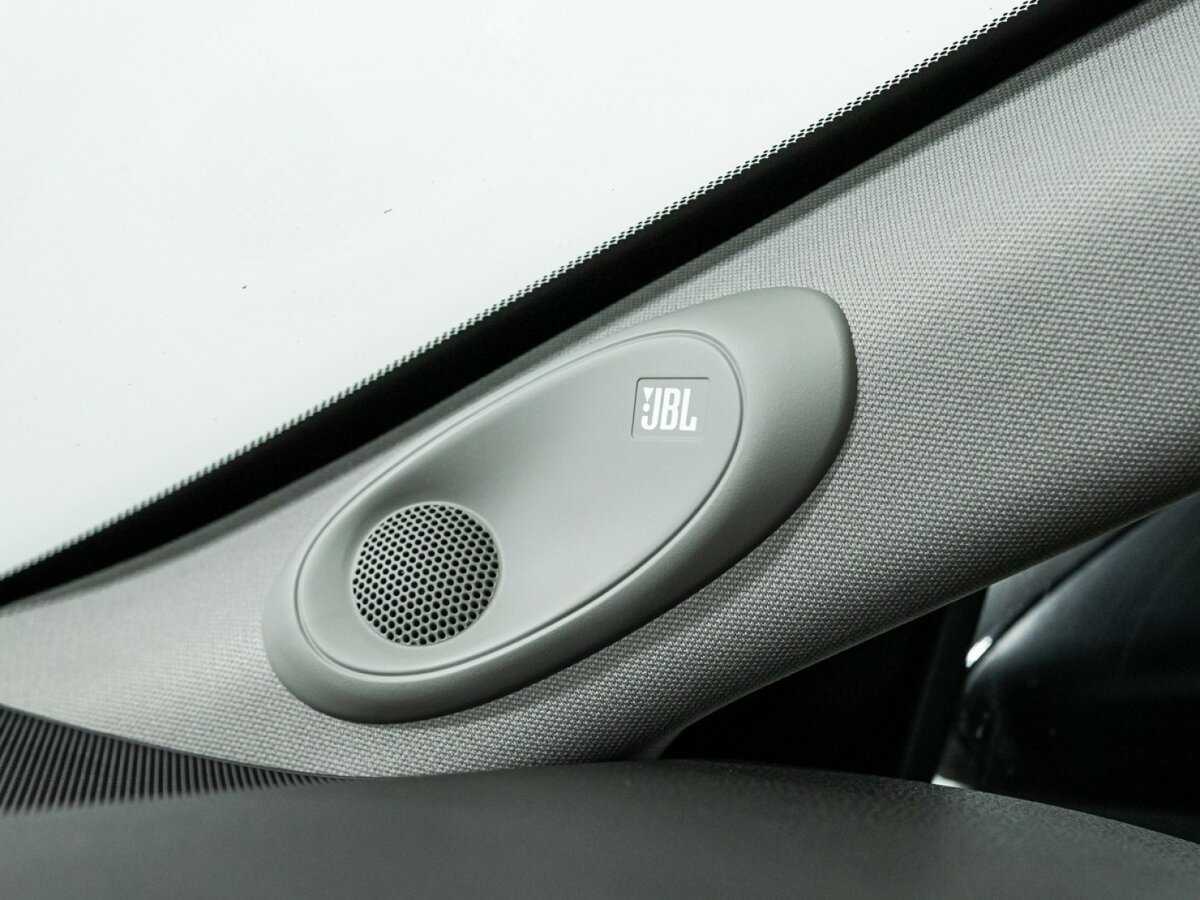 Toyota Camry с пробегом — 2020 год. Фото: #22