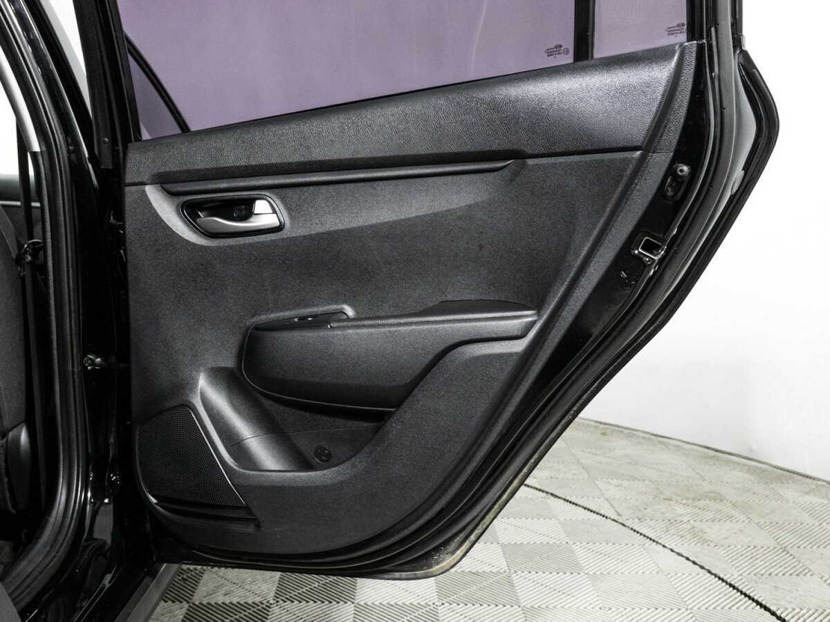 Kia Rio с пробегом — 2021 год. Фото: #28