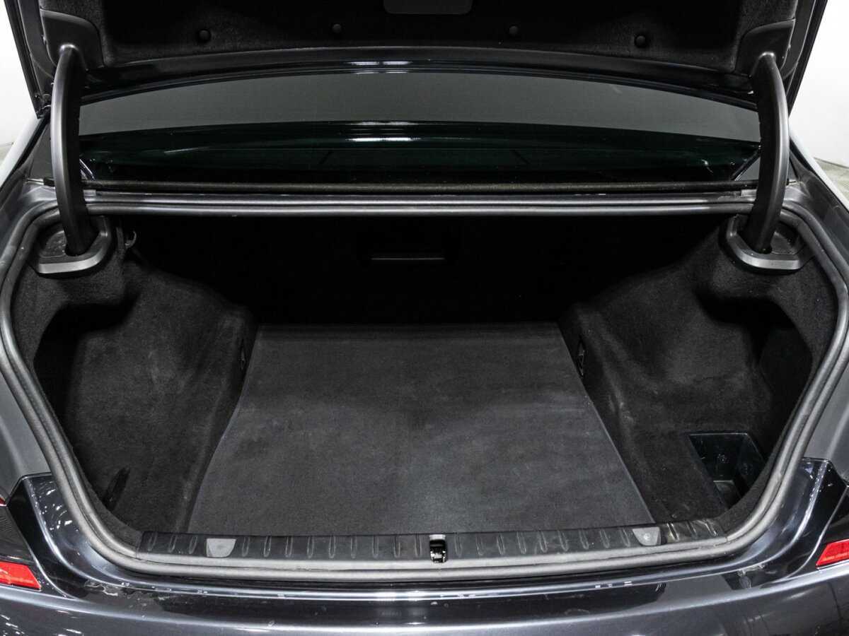 BMW 7 серии с пробегом — 2016 год. Фото: #14