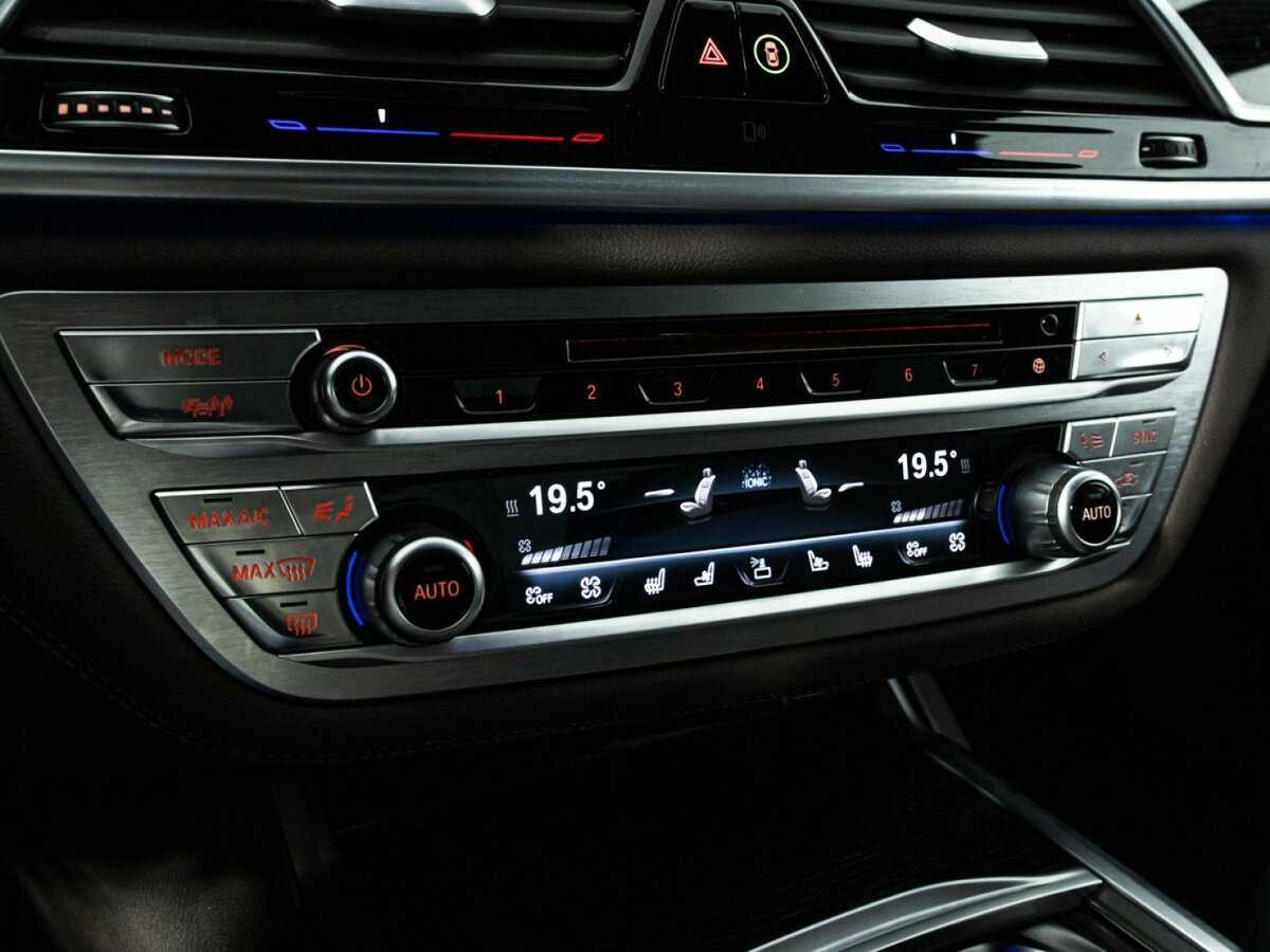BMW 7 серии с пробегом — 2016 год. Фото: #21