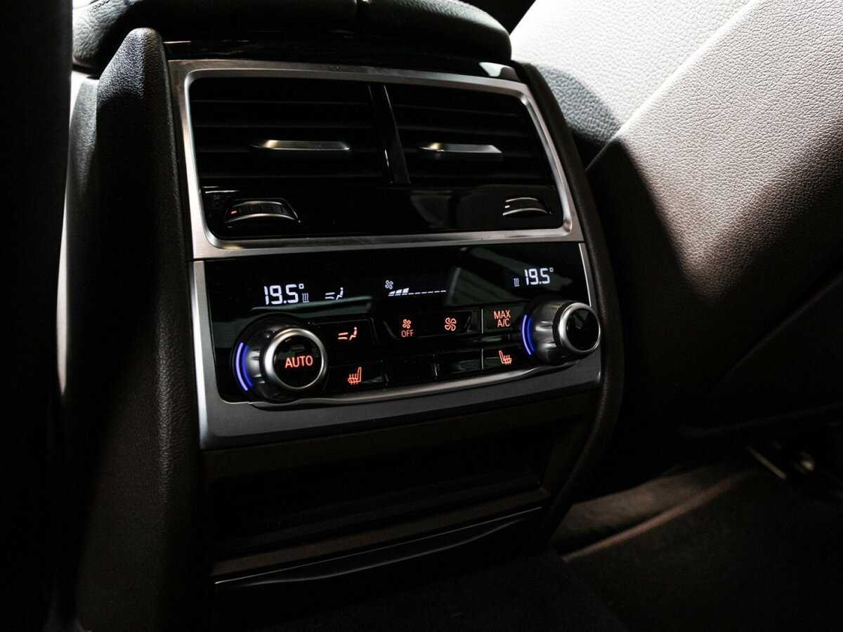 BMW 7 серии с пробегом — 2016 год. Фото: #26