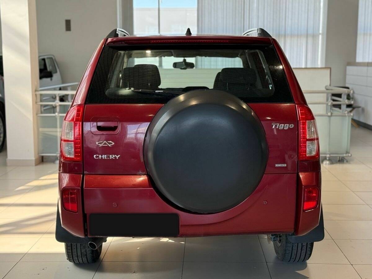 Chery Tiggo (T11) с пробегом — 2014 год. Фото: #3