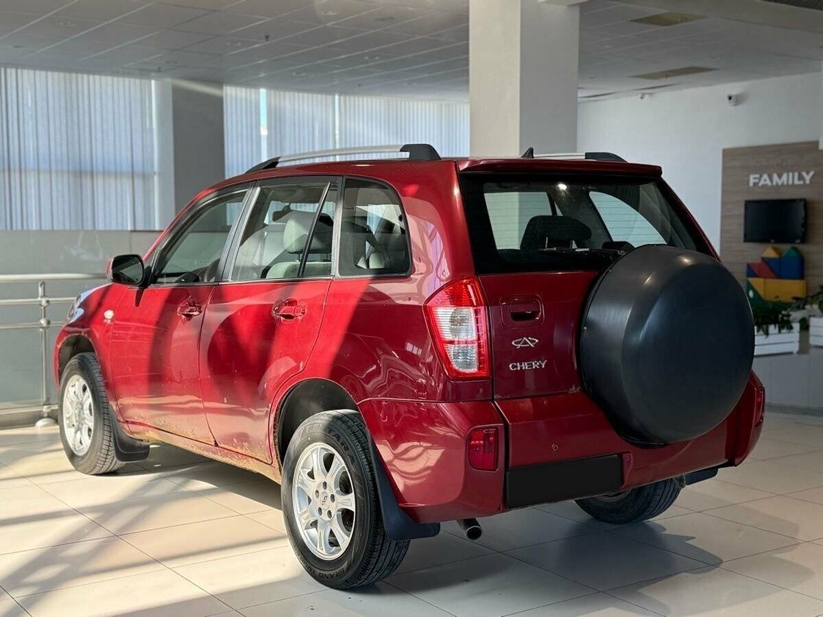 Chery Tiggo (T11) с пробегом — 2014 год. Фото: #7