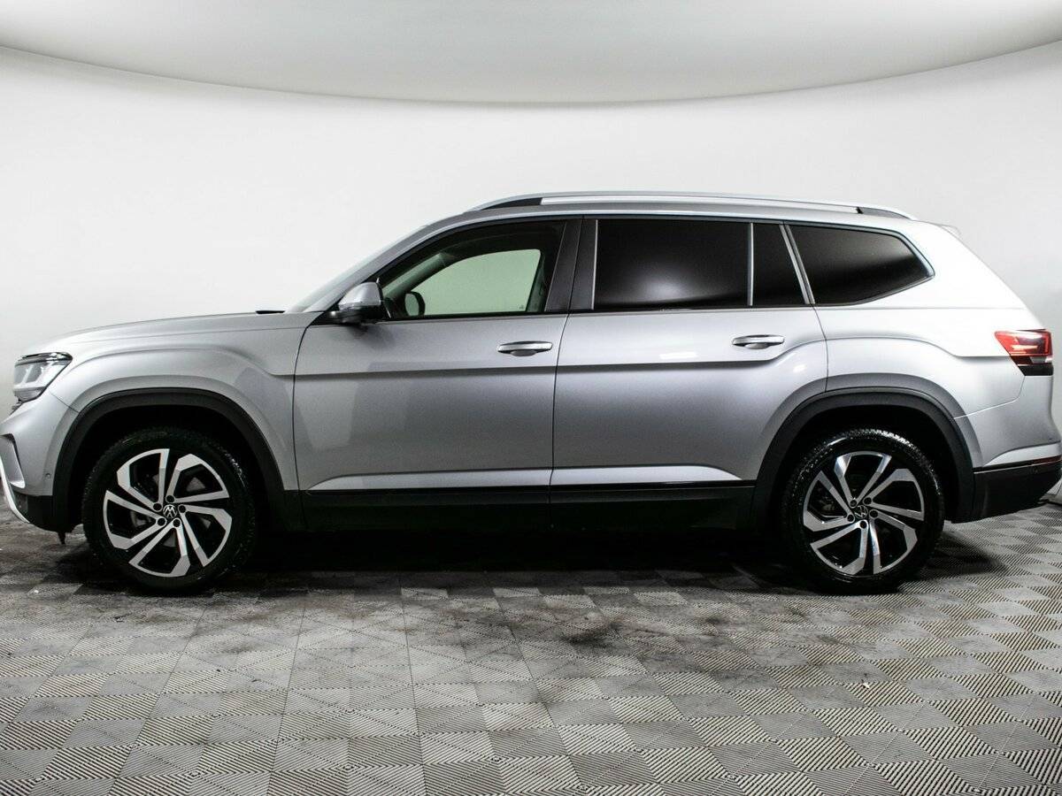Volkswagen Teramont с пробегом — 2021 год. Фото: #3