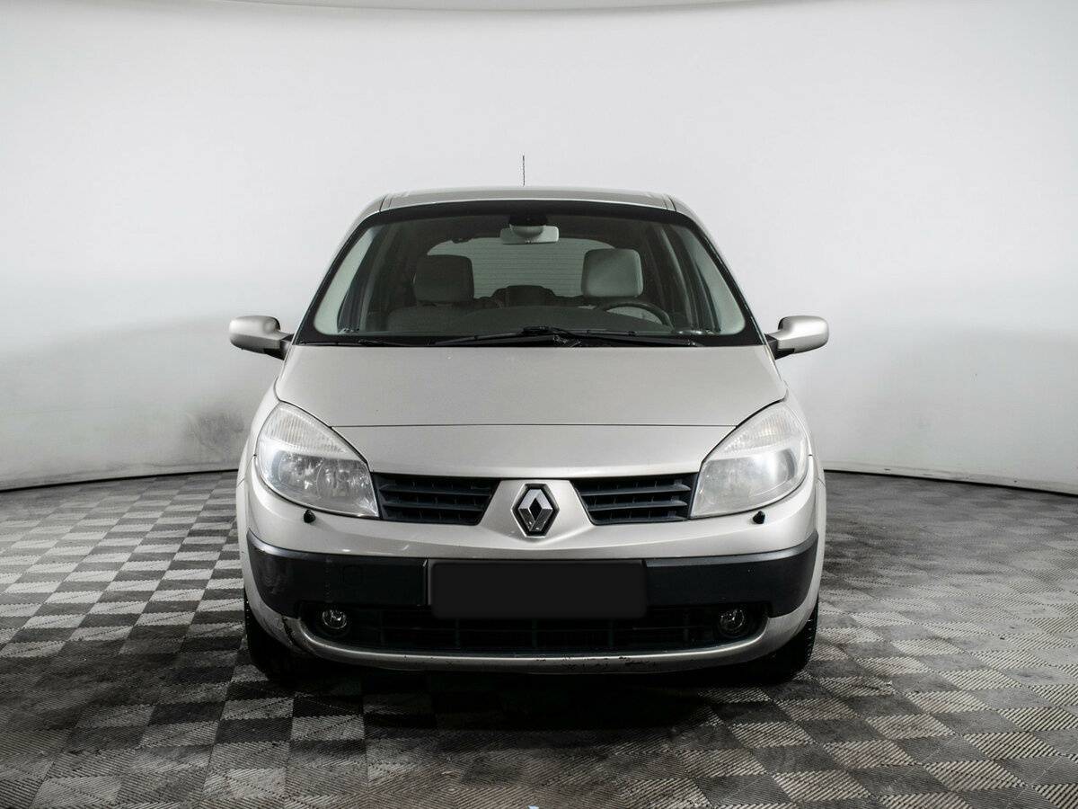 Renault Scenic с пробегом — 2006 год. Фото: #1