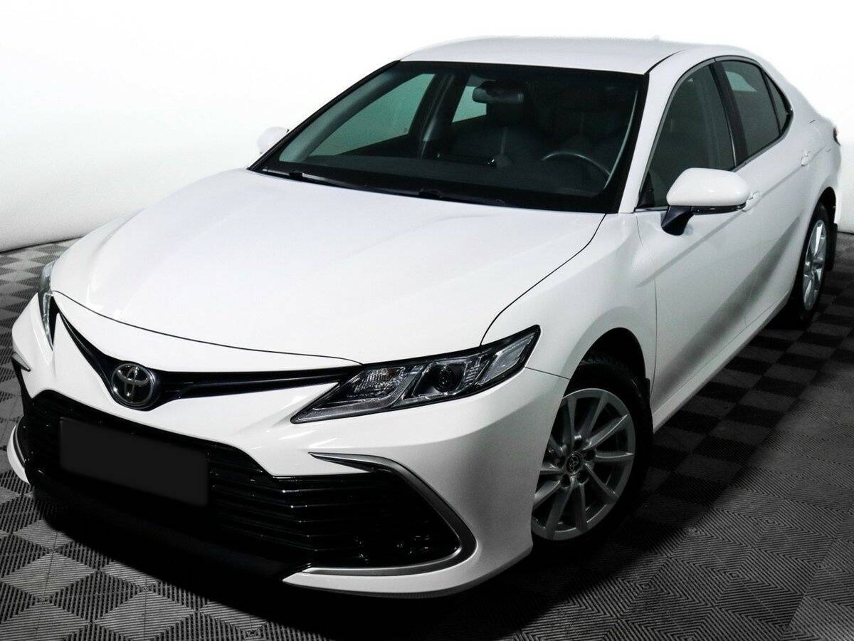 Toyota Camry с пробегом — 2021 год. Фото: #15
