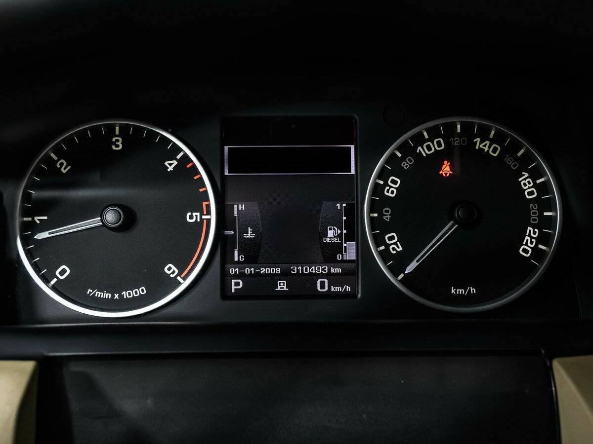 Land Rover Discovery с пробегом — 2011 год. Фото: #9