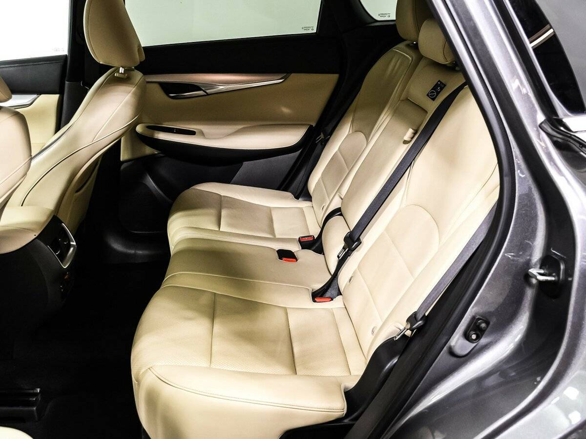 Infiniti QX50 с пробегом — 2018 год. Фото: #11