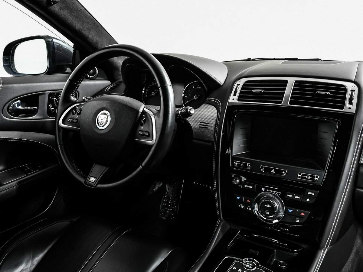 Jaguar XKR с пробегом — 2012 год. Фото: #8