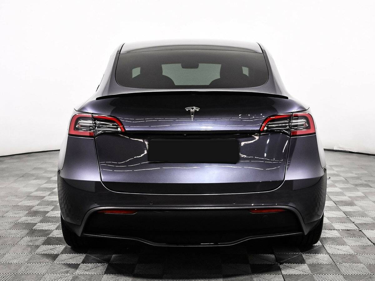 Tesla Model Y с пробегом — 2021 год. Фото: #5