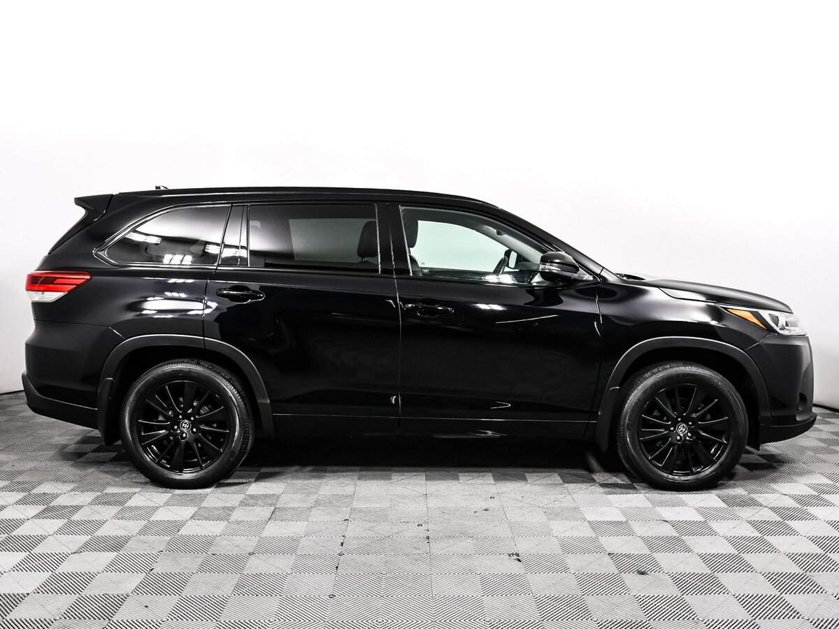 Toyota Highlander с пробегом — 2019 год. Фото: #3
