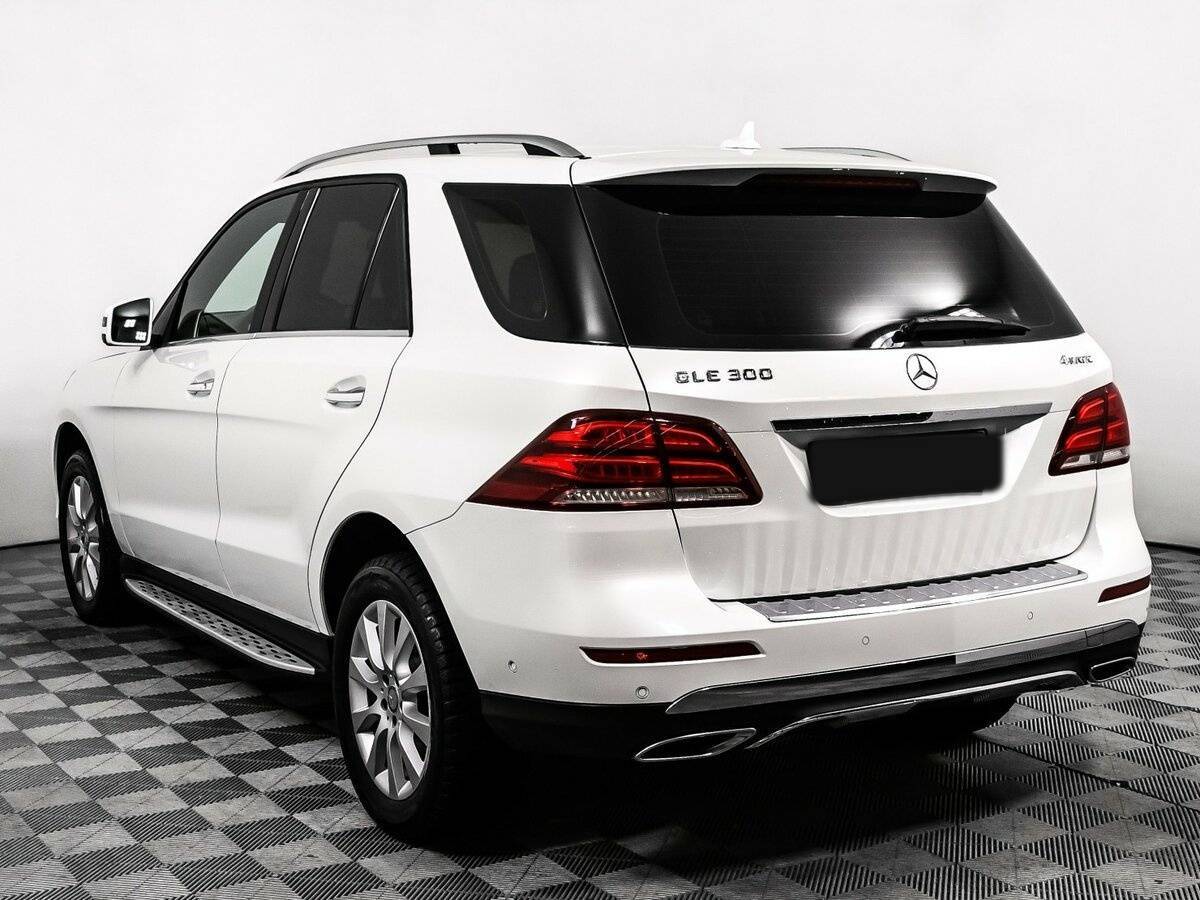 Mercedes-Benz GLE с пробегом — 2015 год. Фото: #6