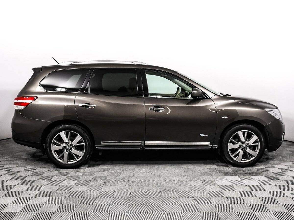 Nissan Pathfinder с пробегом — 2014 год. Фото: #3