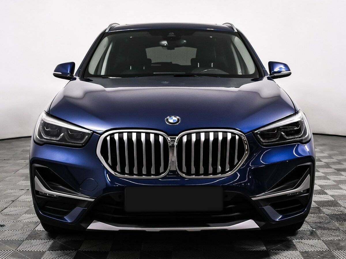 BMW X1 с пробегом — 2021 год. Фото: #1