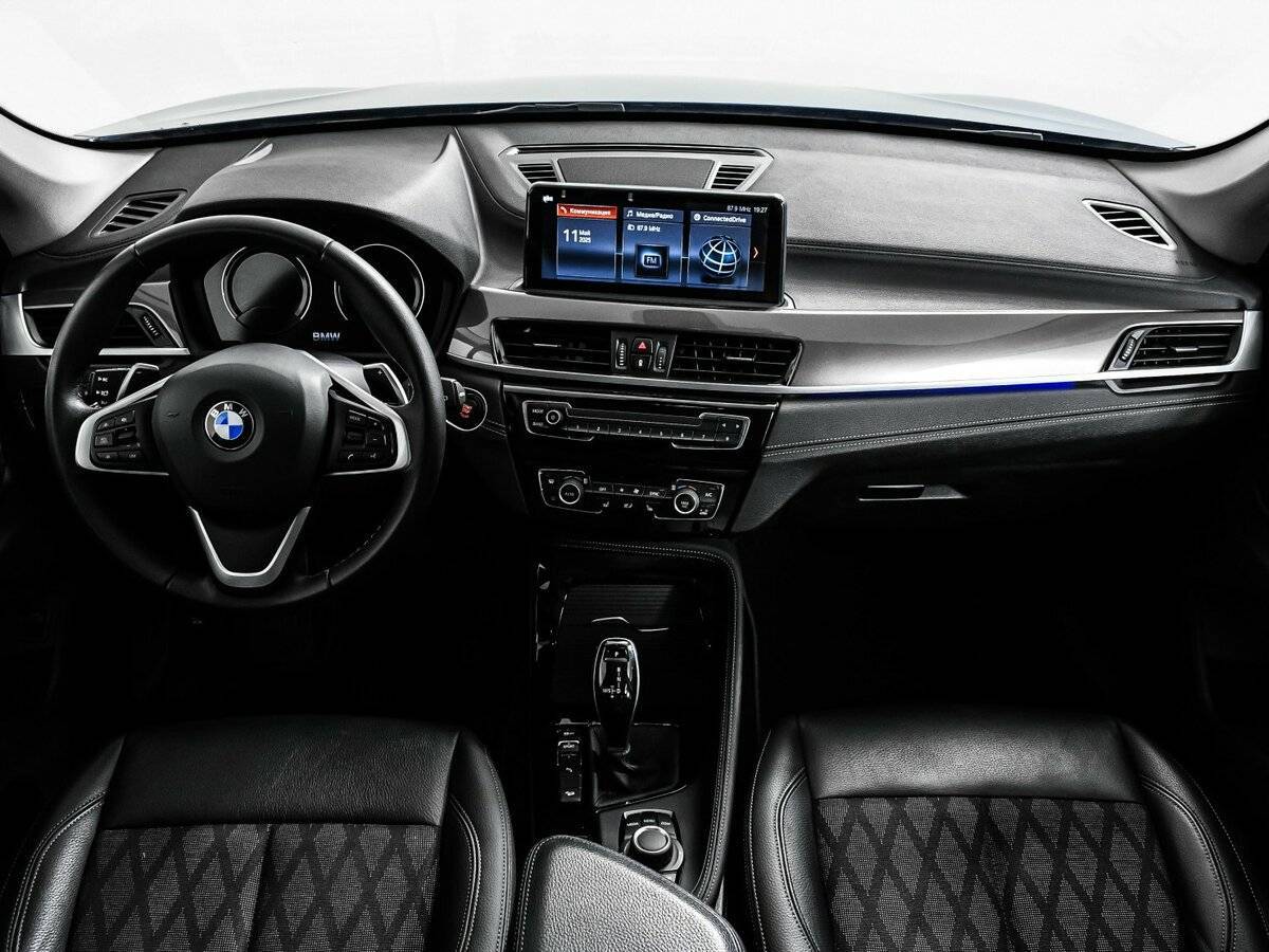 BMW X1 с пробегом — 2021 год. Фото: #10