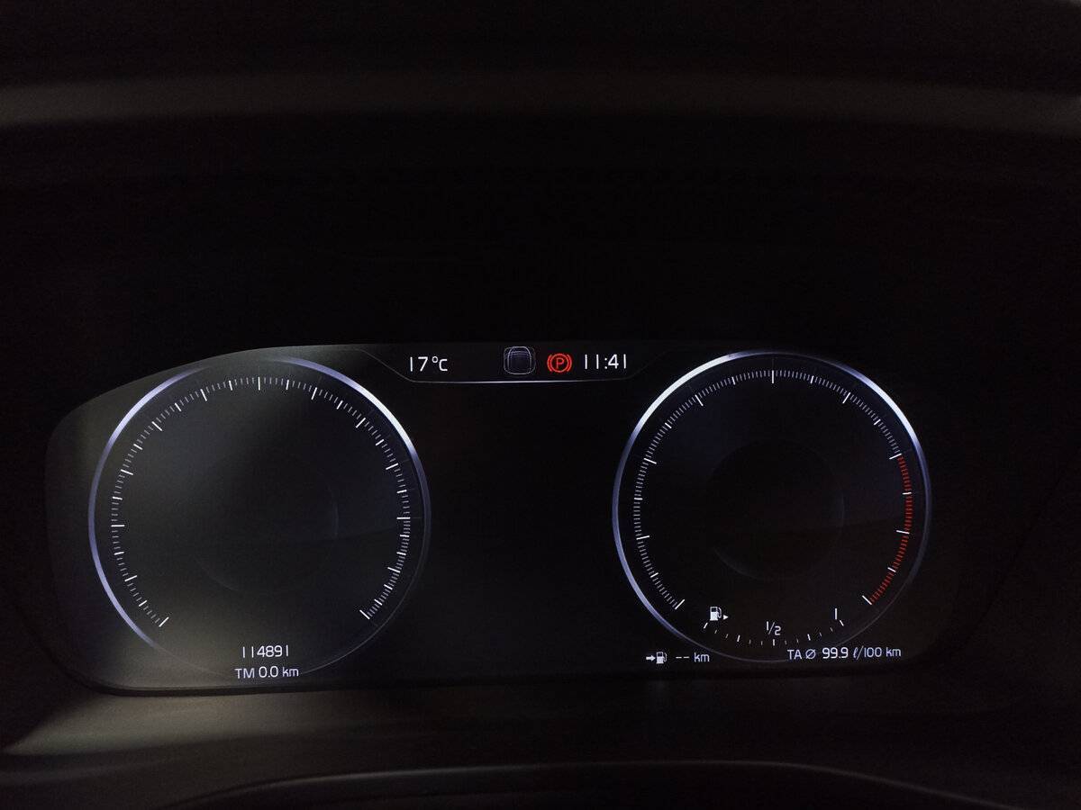 Volvo XC40 с пробегом — 2021 год. Фото: #12