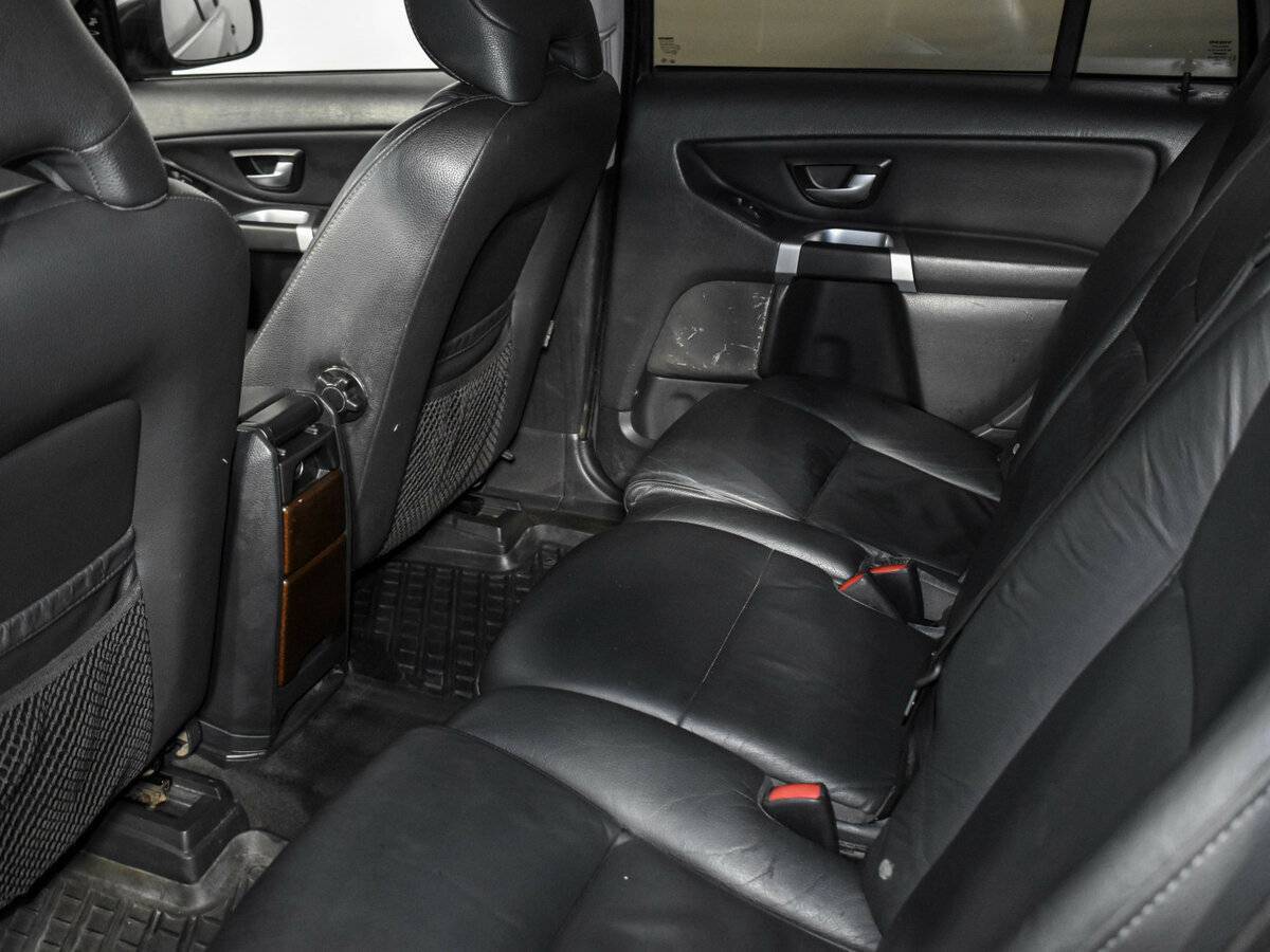 Volvo XC90 с пробегом — 2008 год. Фото: #10