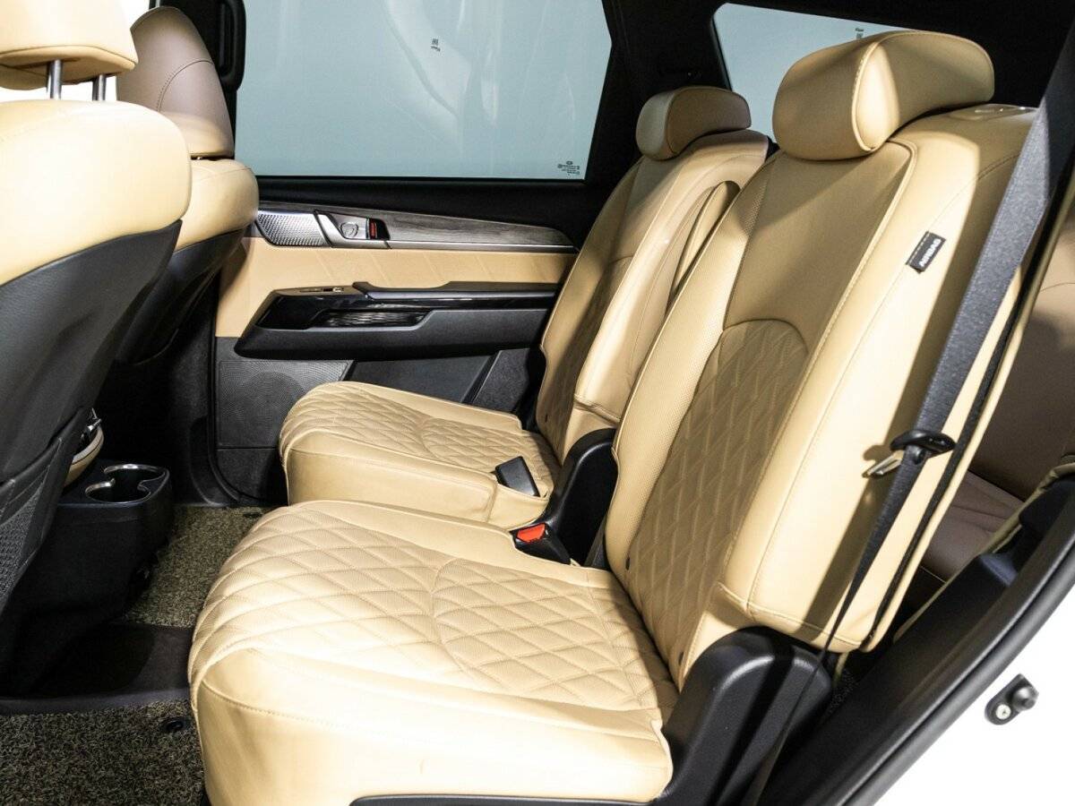 Kia Mohave с пробегом — 2019 год. Фото: #9