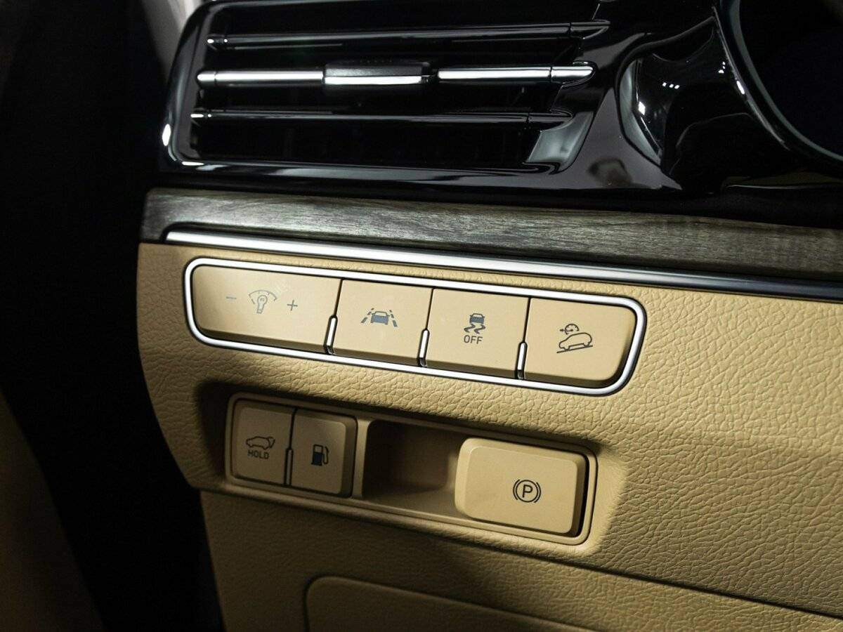 Kia Mohave с пробегом — 2019 год. Фото: #24