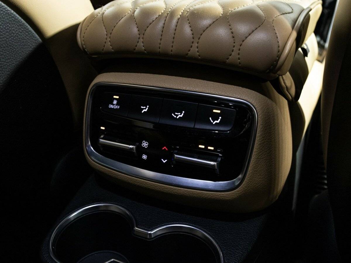 Kia Mohave с пробегом — 2019 год. Фото: #28