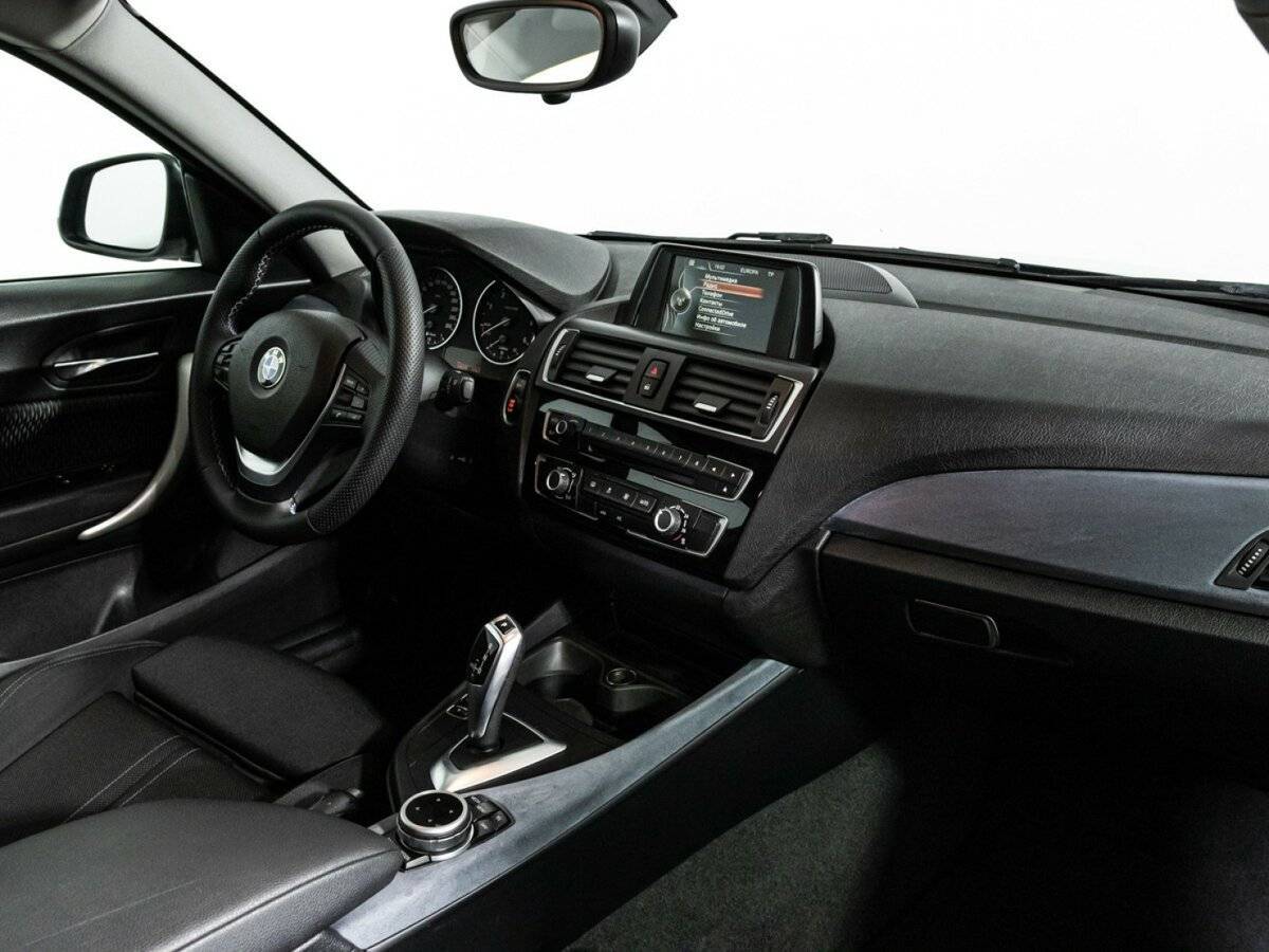 BMW 1 серии с пробегом — 2017 год. Фото: #8