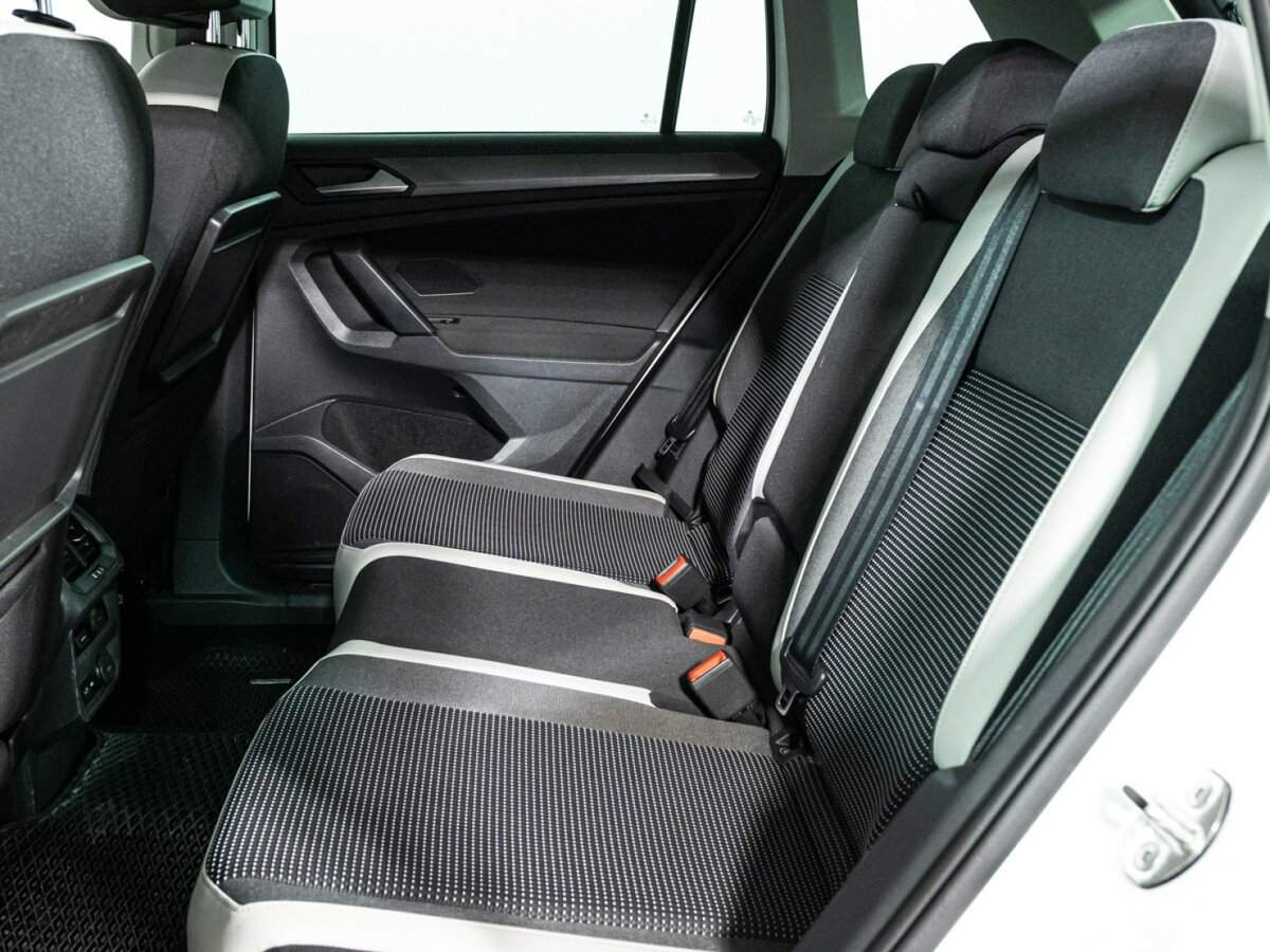 Volkswagen Tiguan с пробегом — 2018 год. Фото: #9