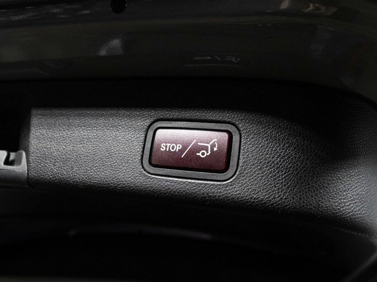 Mercedes-Benz GL-Класс с пробегом — 2015 год. Фото: #15