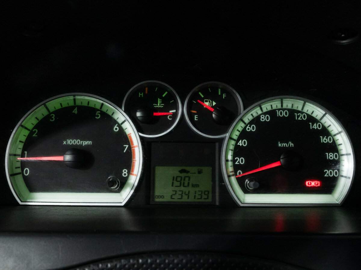 Chevrolet Aveo с пробегом — 2008 год. Фото: #11