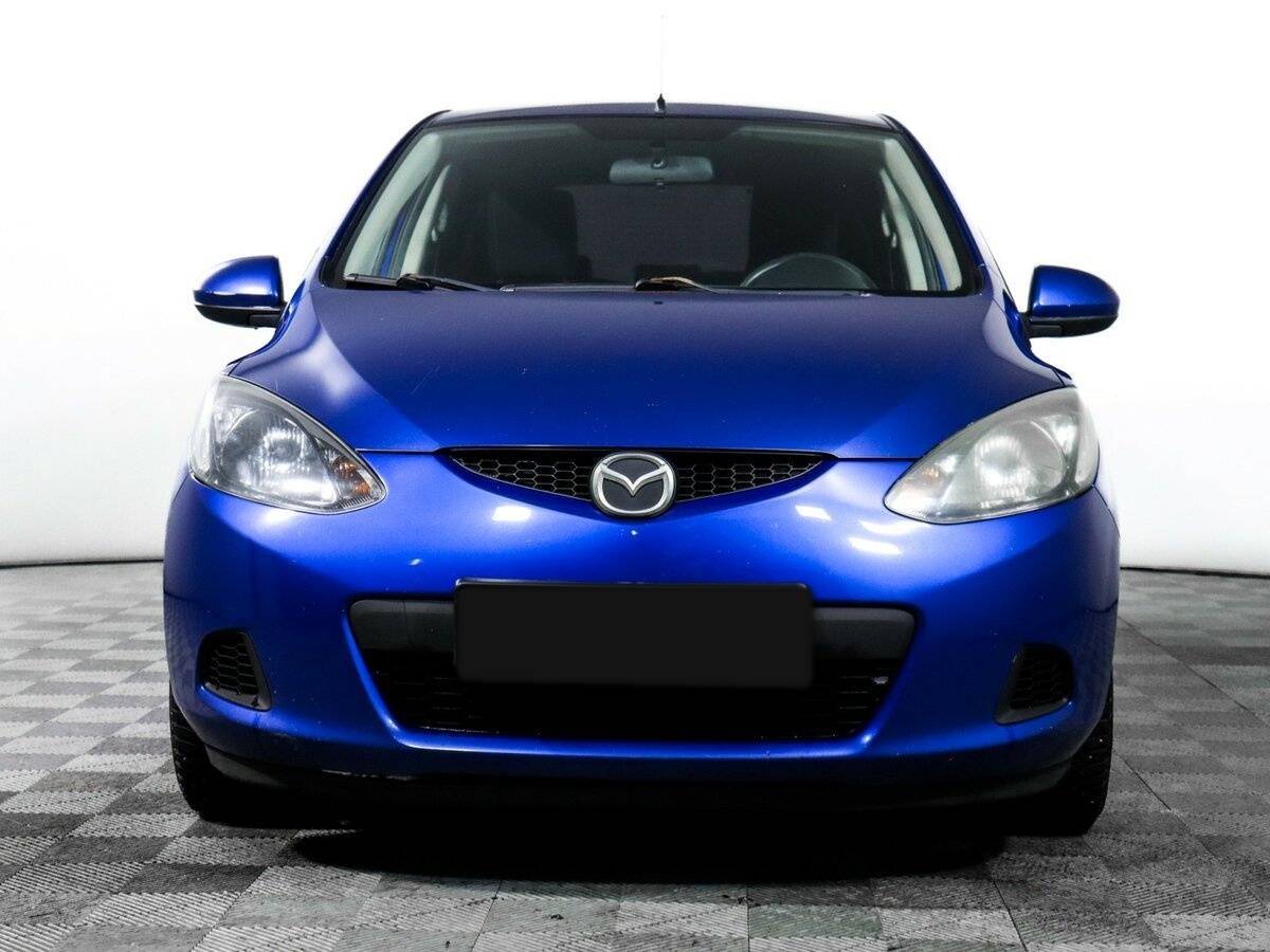 Mazda 2 с пробегом — 2008 год. Фото: #1