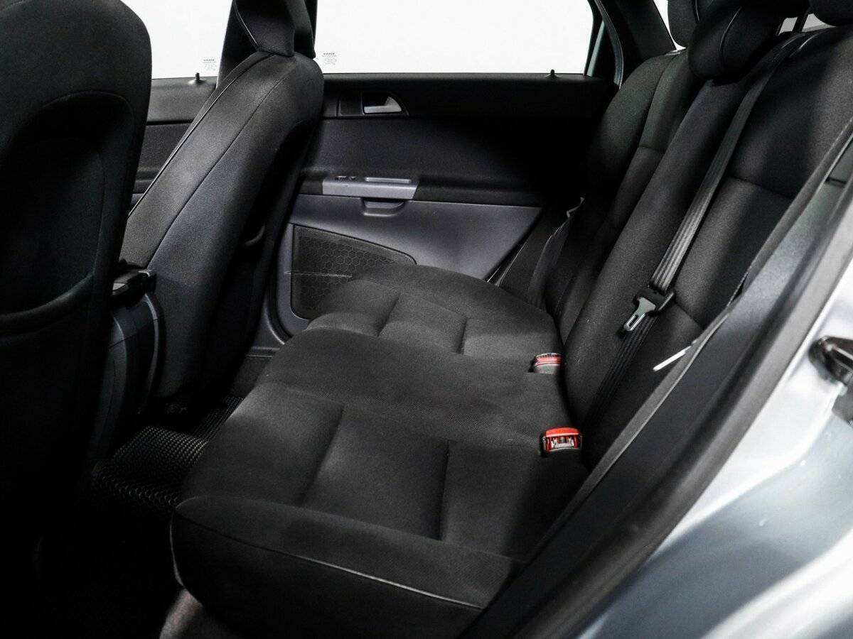 Volvo S40 с пробегом — 2007 год. Фото: #8