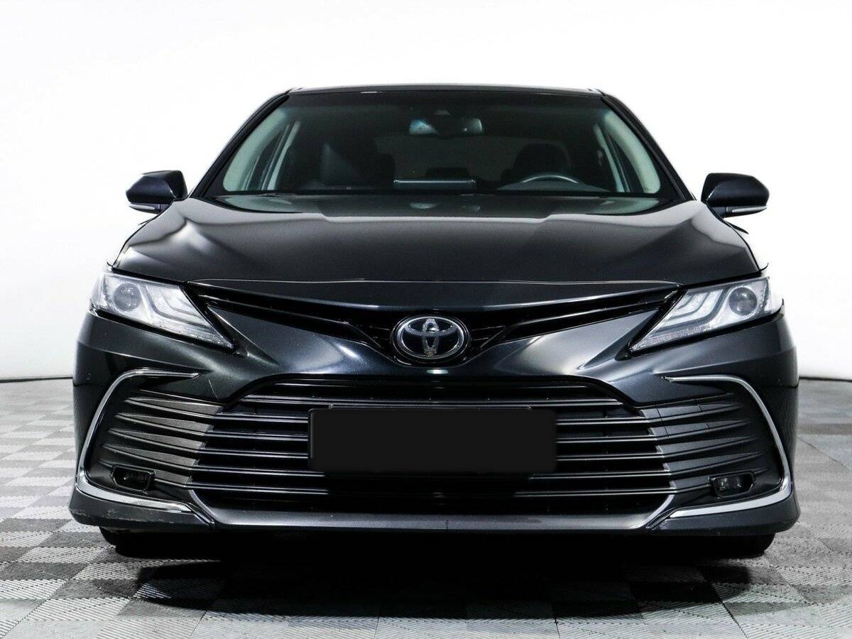 Toyota Camry с пробегом — 2023 год. Фото: #1