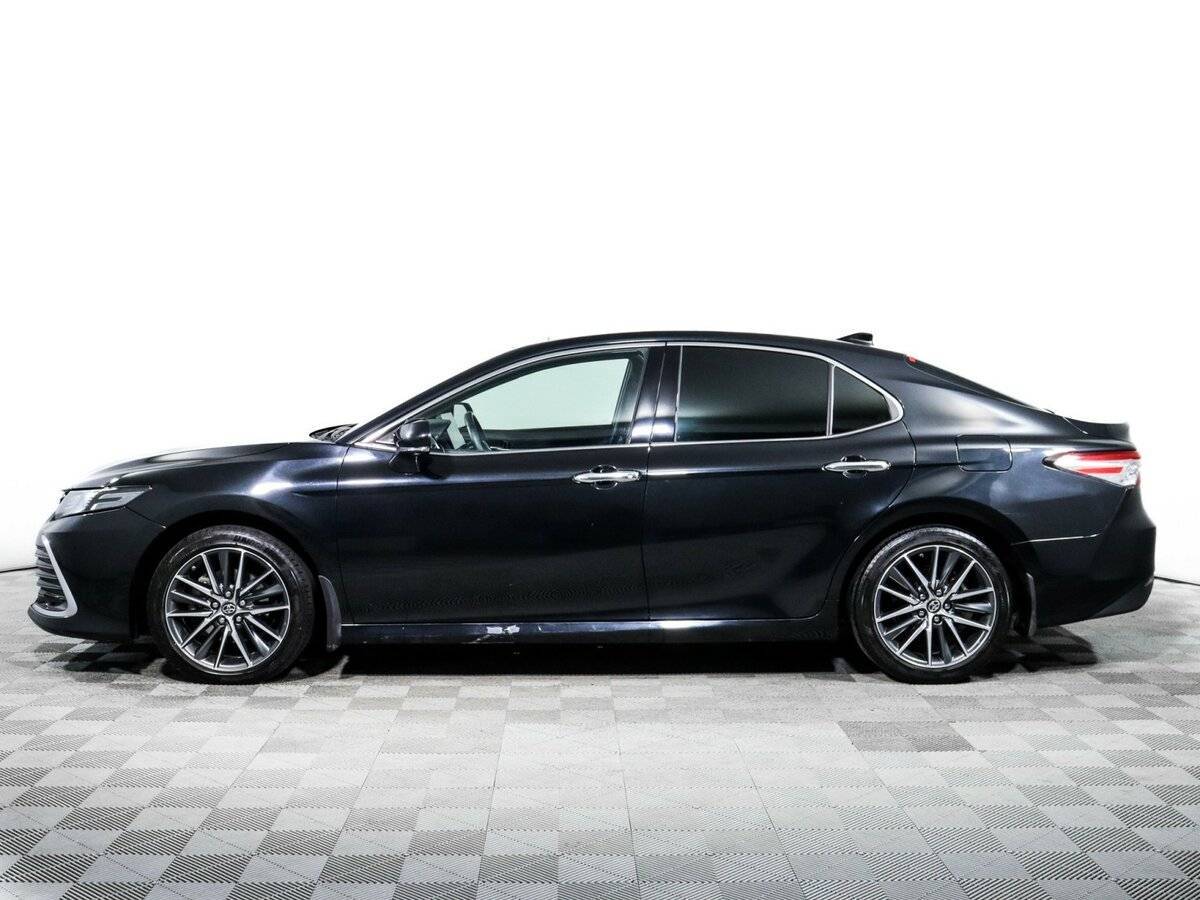 Toyota Camry с пробегом — 2023 год. Фото: #7