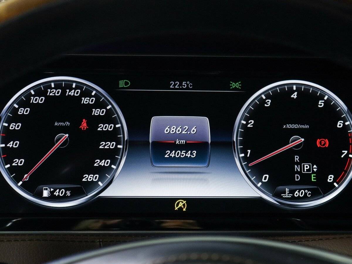 Mercedes-Benz S-Класс с пробегом — 2015 год. Фото: #10