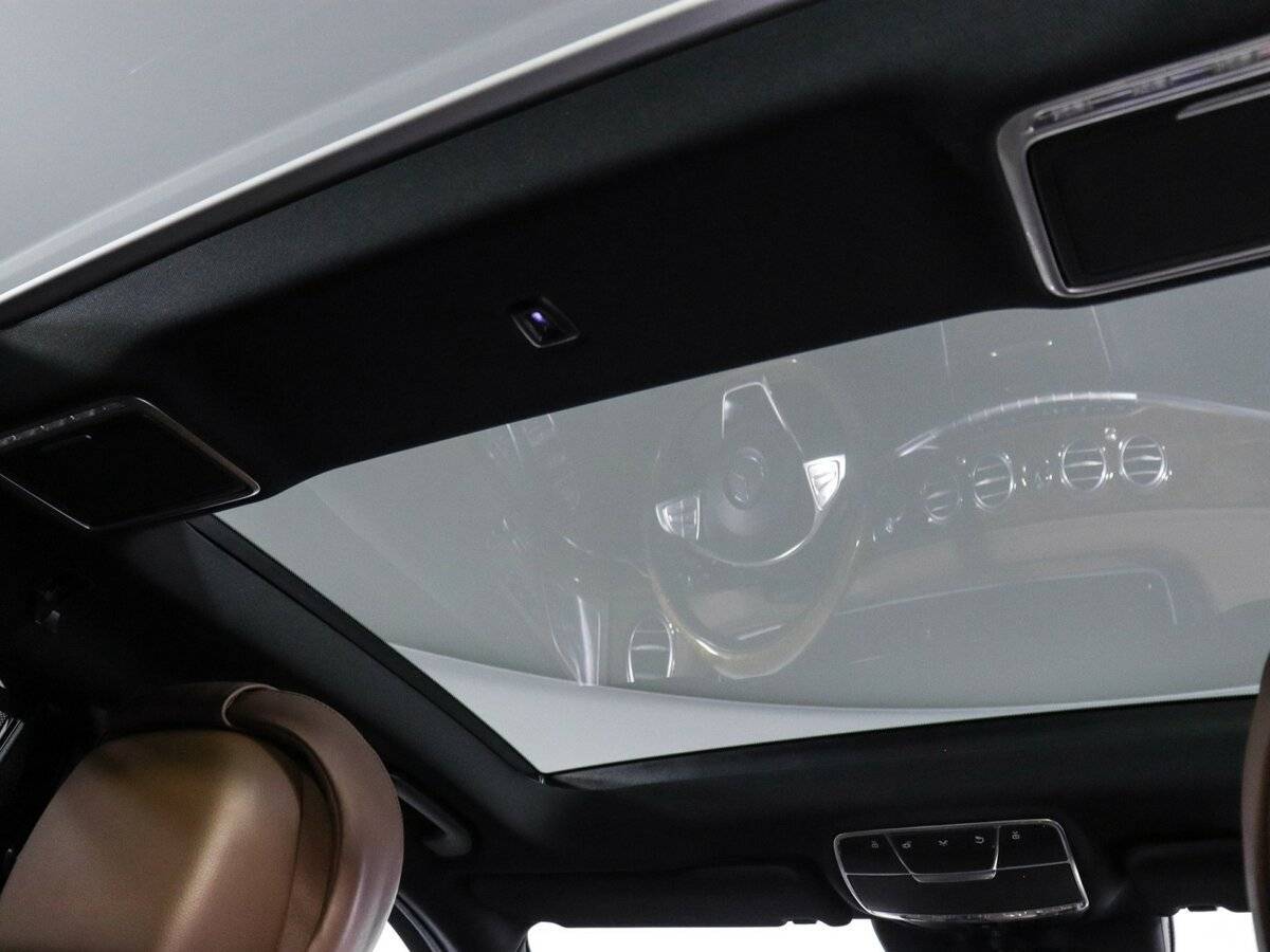 Mercedes-Benz S-Класс с пробегом — 2015 год. Фото: #15