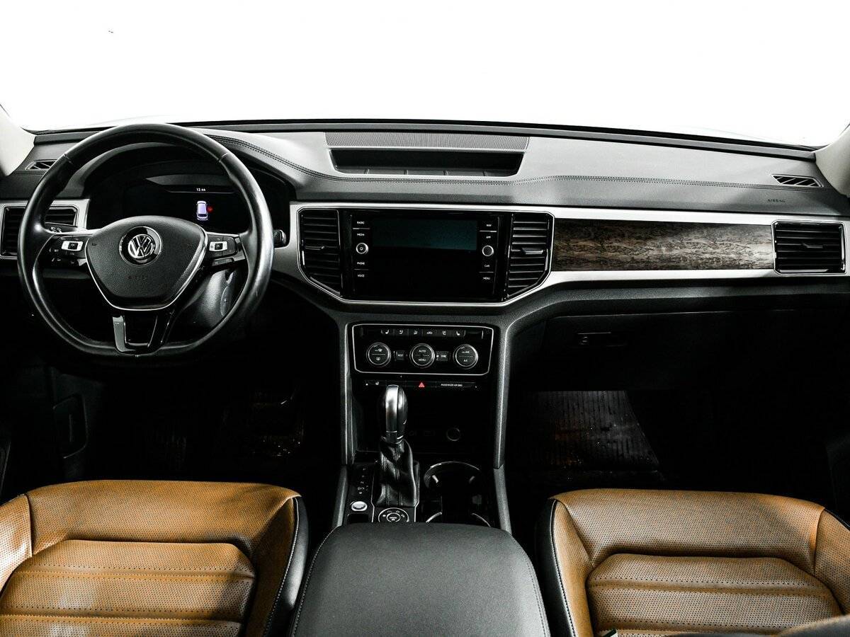 Volkswagen Teramont с пробегом — 2018 год. Фото: #8