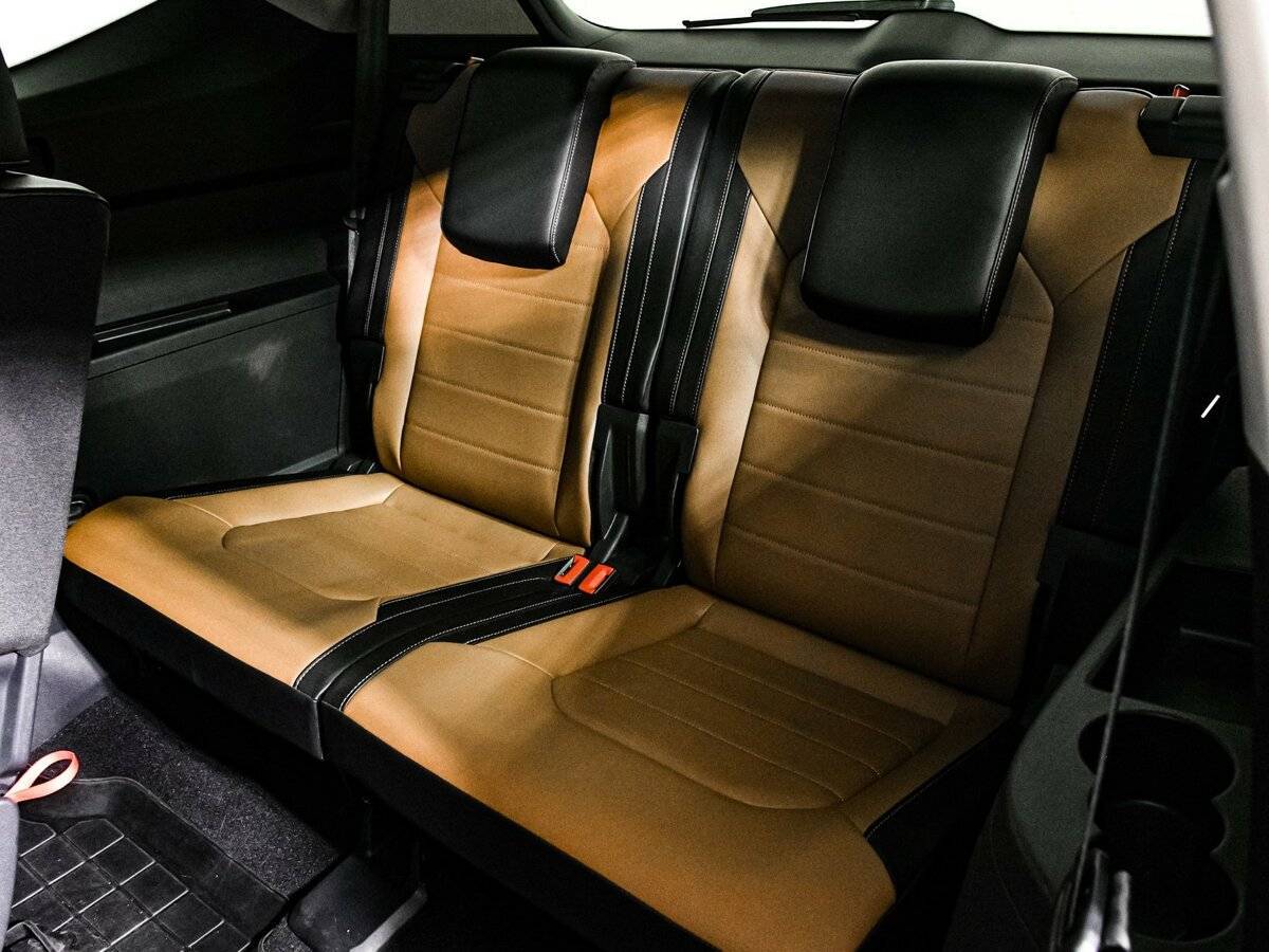 Volkswagen Teramont с пробегом — 2018 год. Фото: #11