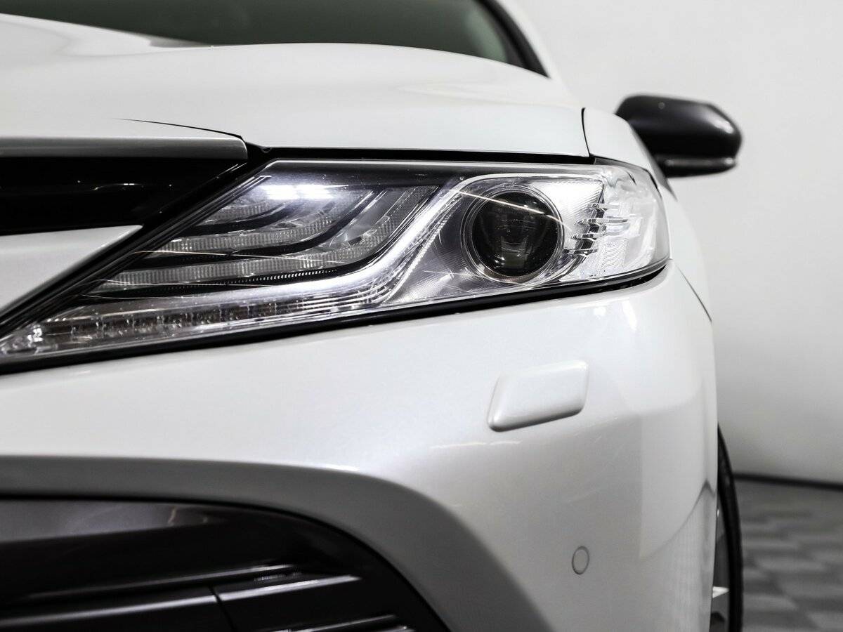 Toyota Camry с пробегом — 2020 год. Фото: #15