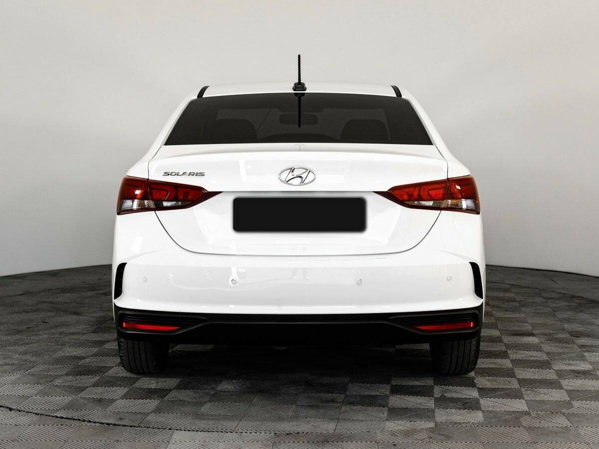 Hyundai Solaris с пробегом — 2021 год. Фото: #4